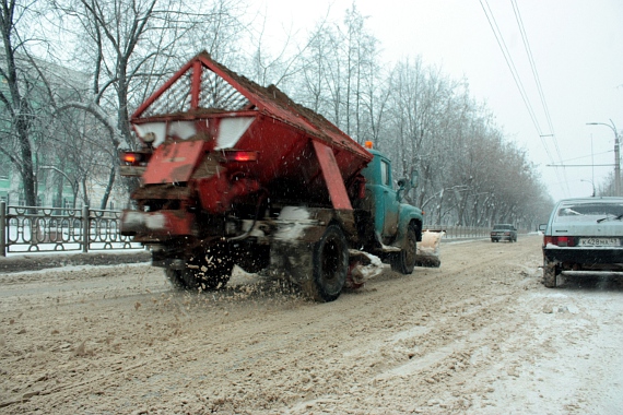 Кировчане выступили за использование современных противогололедных материалов