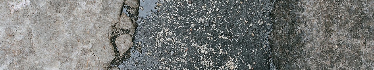 Отказ от реагентов на тротуарах в Москве невозможен – эксперт