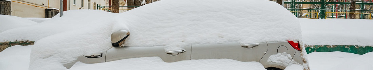 Почему каждый снегопад в Кирове превращается в стихийное бедствие